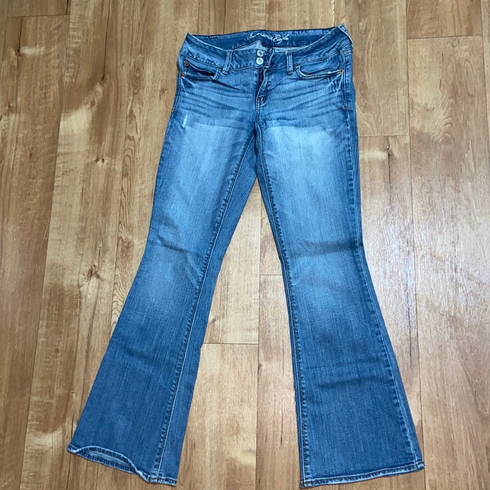 American Eagle Women’s stretch jeans Size 4